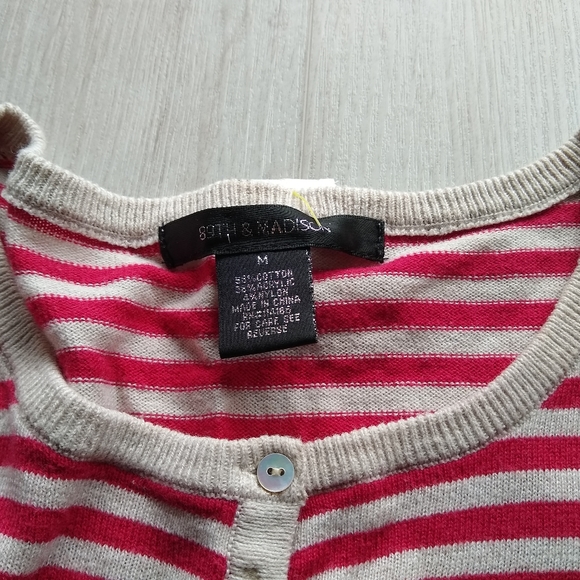 89th & Madison Long-Sleeve Knit Top Stripes Red Cream Henley Buttons Medium - Picture 6 of 9